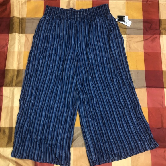 Ana A New Approach High Rise Cropped Wide Leg Pant - Picture 7 of 10